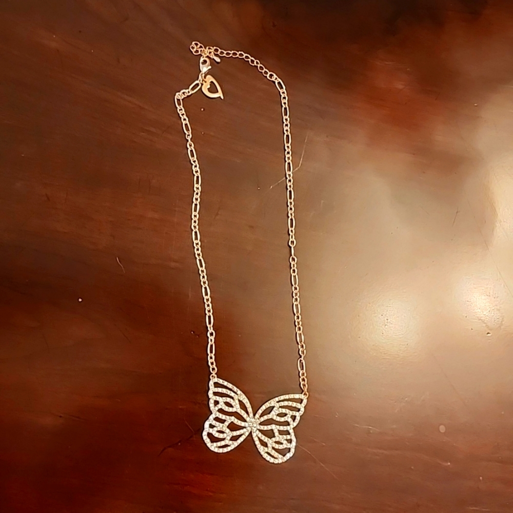 Rose gold butterfly necklace